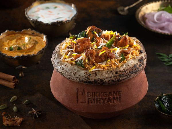 Handi Chicken Dum Boneless Hyderabadi Biryani